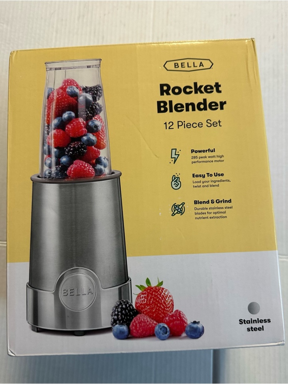 Bella  Rocket Blender Stainless Steel plastic attachment new closed box